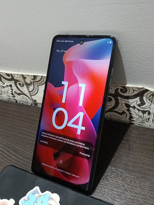 Motorola g24 256 GB, 8 GB RAM.