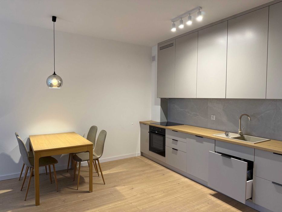 Wynajmę nowe mieszkanie ok. 40m2/ CENTRUM MIASTA