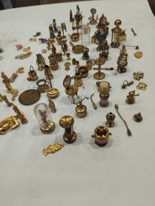 Conjunto de miniaturas em latão - Coleção