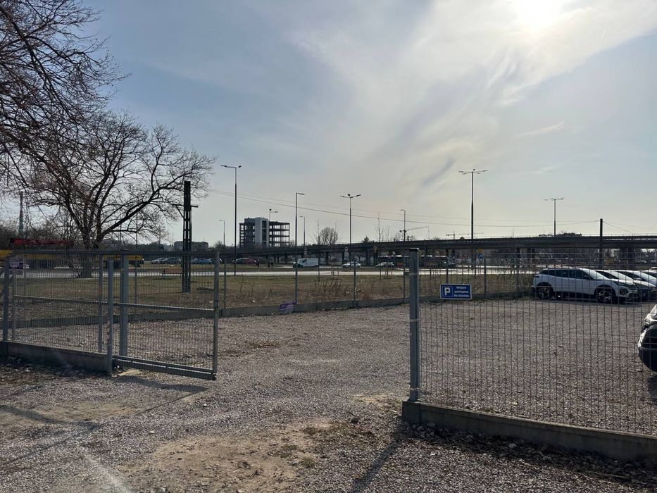 Do wynajęcia plac Modlinska