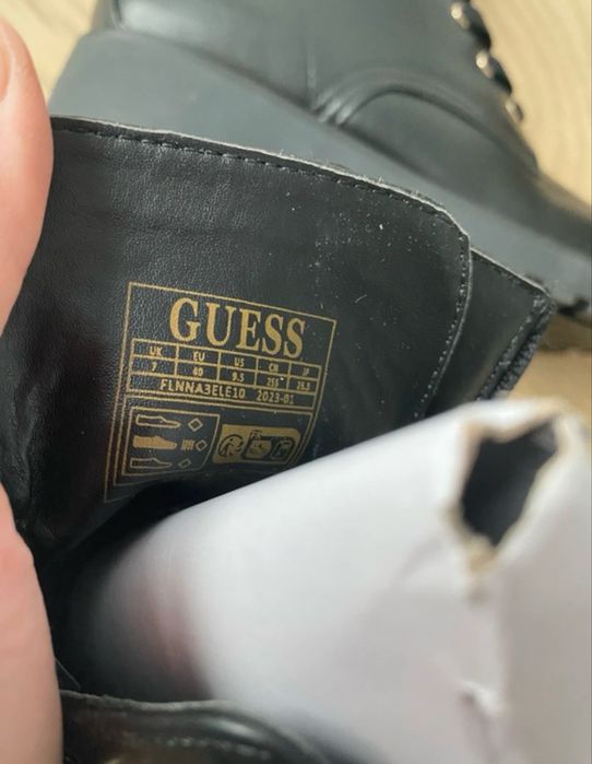 Nowe damskie botki Guess