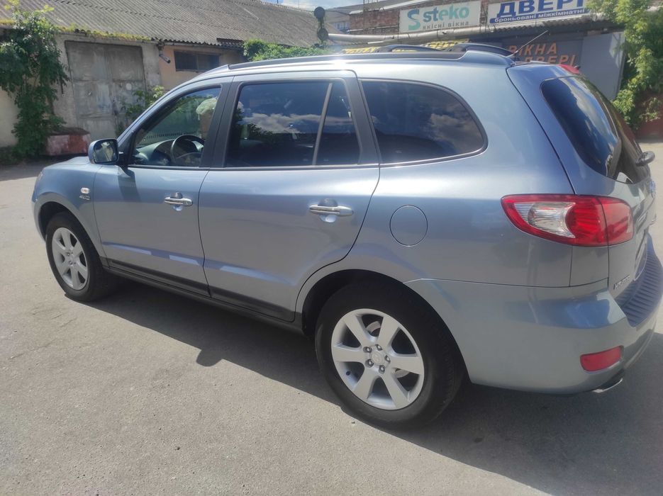 Продам автомобіль Hyundai santa fe