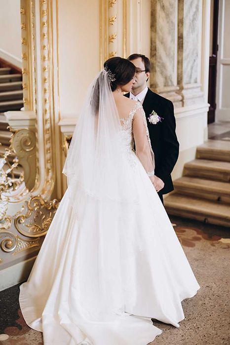 Продам красивое свадебное платье