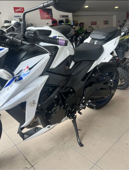 Suzuki GSX-S 750 Ano 2020