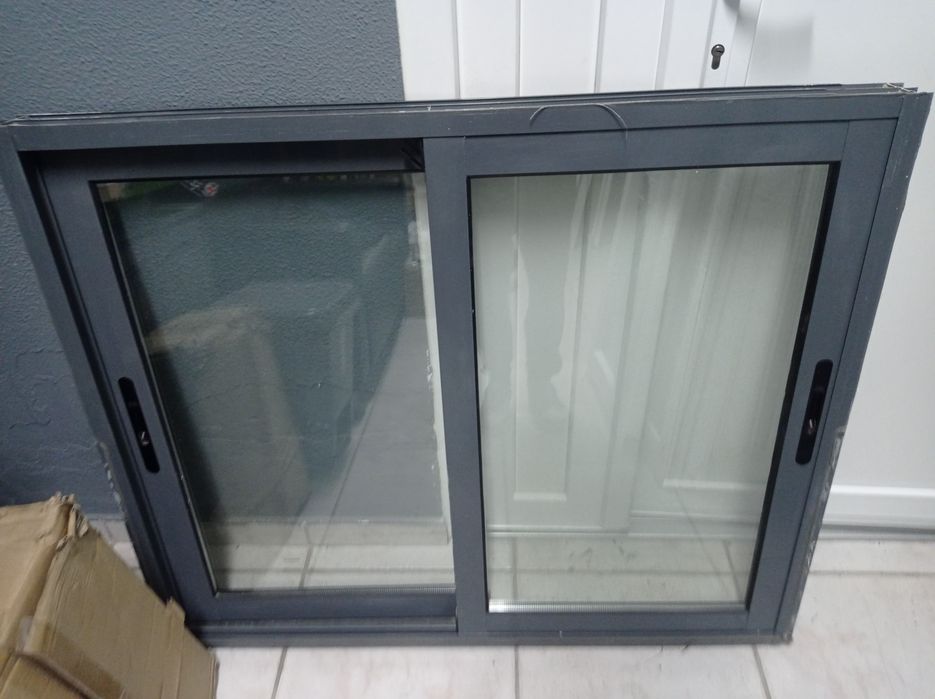 Janela 2mão alumínio