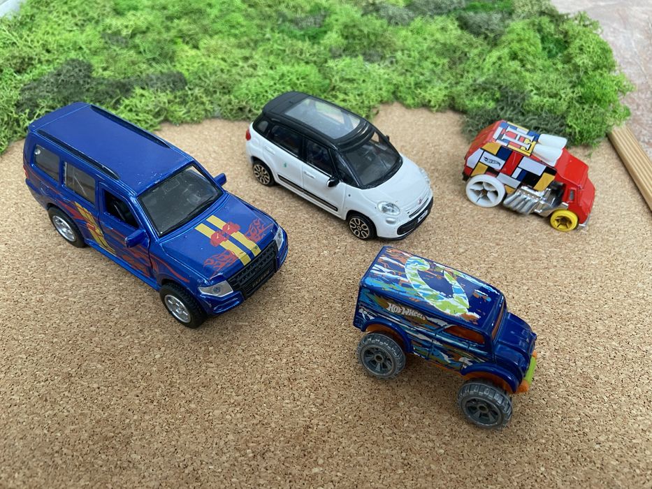 Дитячі машинки, машинки Hot wheels