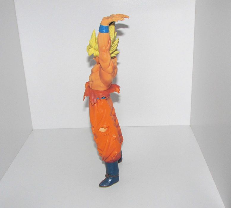 Dragon Ball Super Saiyan Goku Spirit Bomb, 24CM