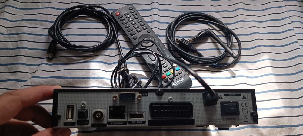 Amiko HD8140C SE c/ antena WIFI