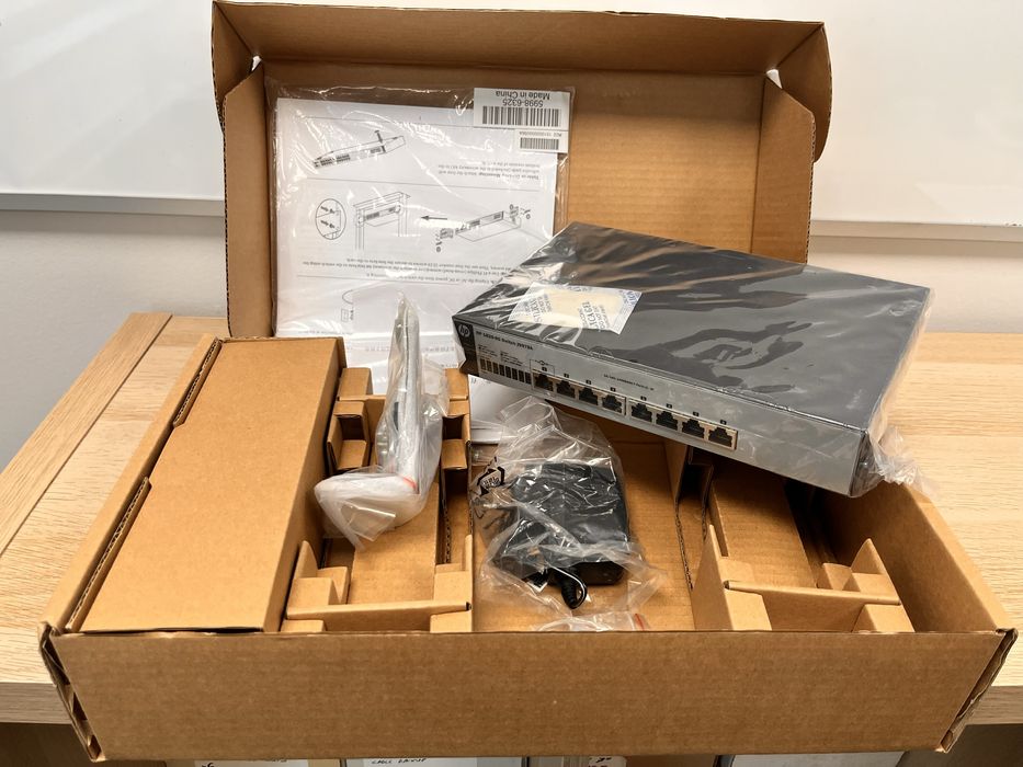 HP 1820 8G Switch J9979A 10/100/1000BASE-T Ports 1-8