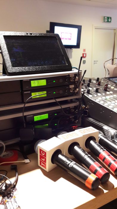 Wynajem Mikrofonów Bezprzewodowych, Nagłośnienia i Obsługa Konferencji