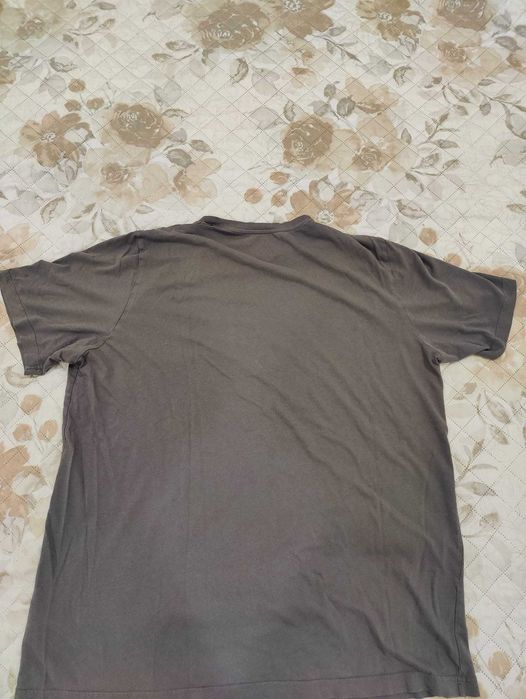 T-shirt Adidas tam. XL em excelente estado