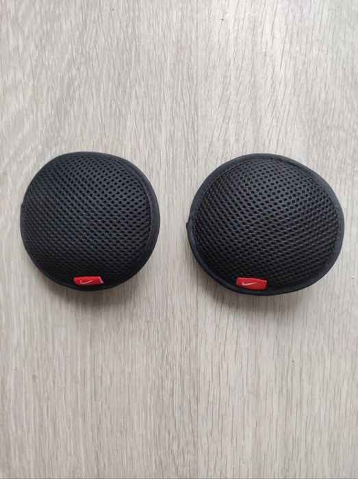 Słuchawki przewodowe Nike z pokrowcem białe USA