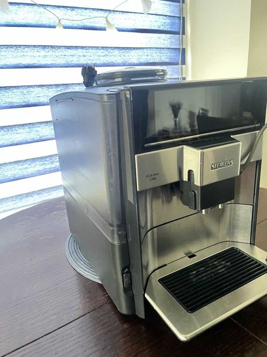 Кавомашина кофемашина кавоварка Siemens EQ.6 Plus S 700