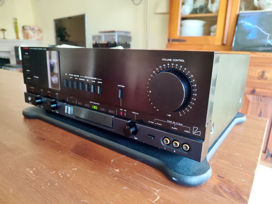 Luxman LV-105 Amplificador Hi-Fi Impecável!