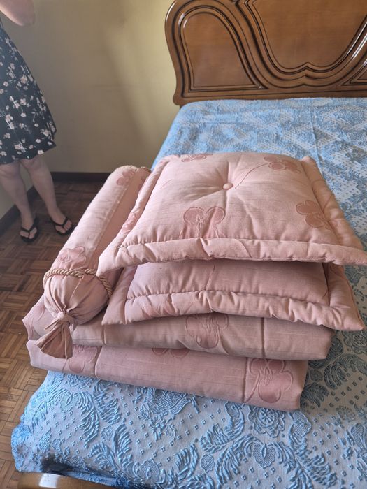 Colcha de cama rosa