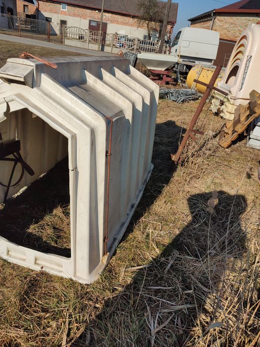 Budki dla cielat / iglo dla cieląt