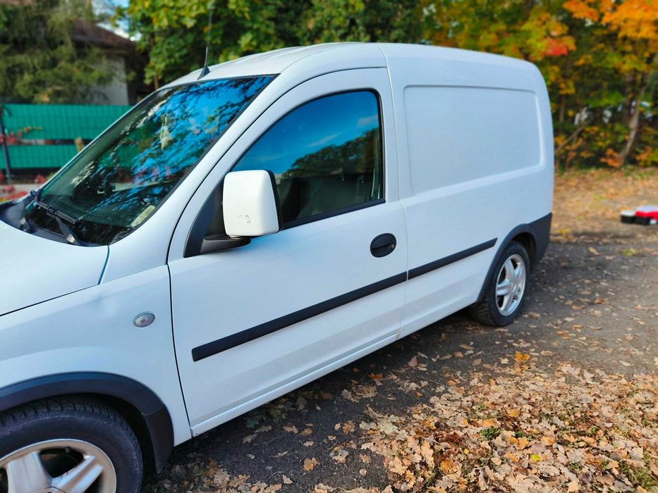 Opel Combo 1.3 CDTI 2009 rok