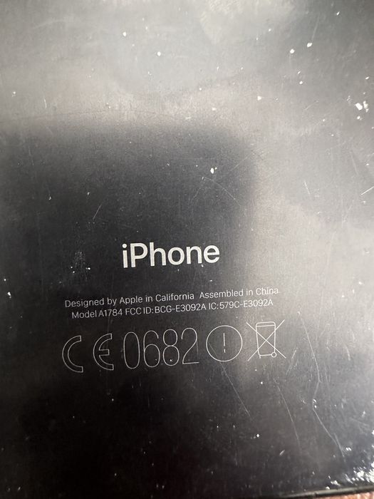 Vendo IPHONE 7PLUS de 128GB para reparar !