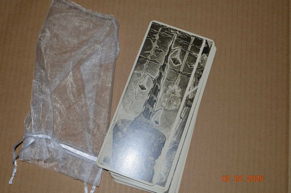 Карти Таро Ионы (IONA Tarot) НОВІ