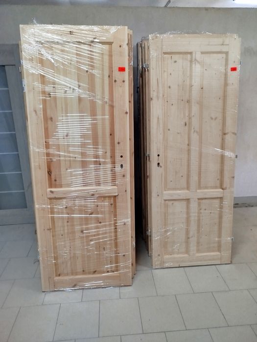 Drzwi sosnowe 70tki
