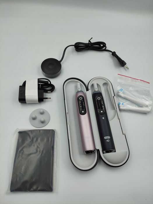 szczoteczka elektryczna oral-b io9 dwupak czarna różowa ładowarka etui