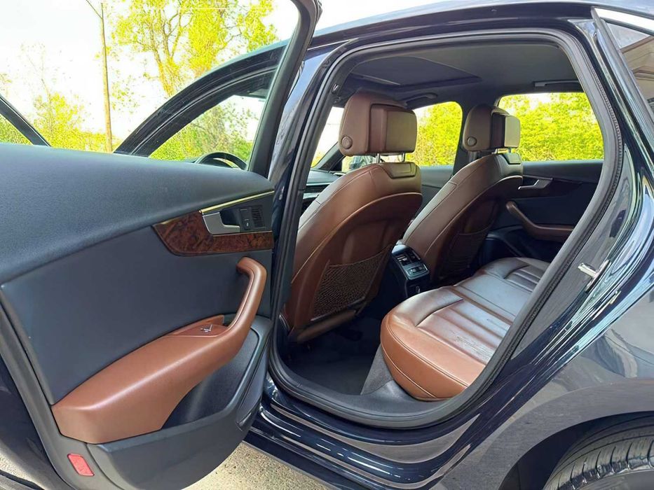 Audi A4      2018