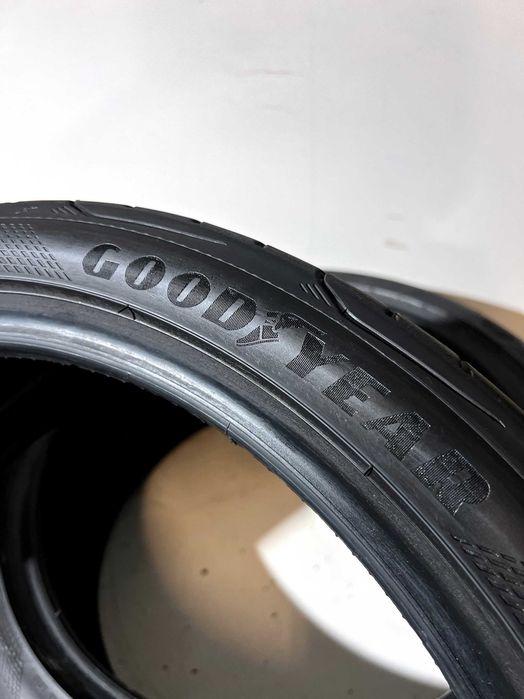 Pneus Goodyear Eagle F1 SuperSport - 255/35/20 - Excelentes