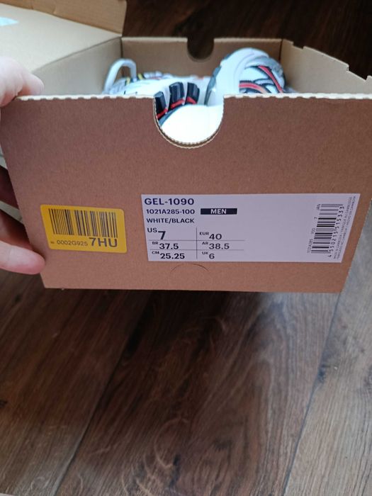 Кросівки "Asics"