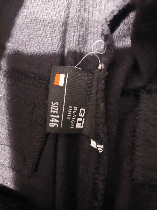 Spodnie chłopięce eleganckie r 146