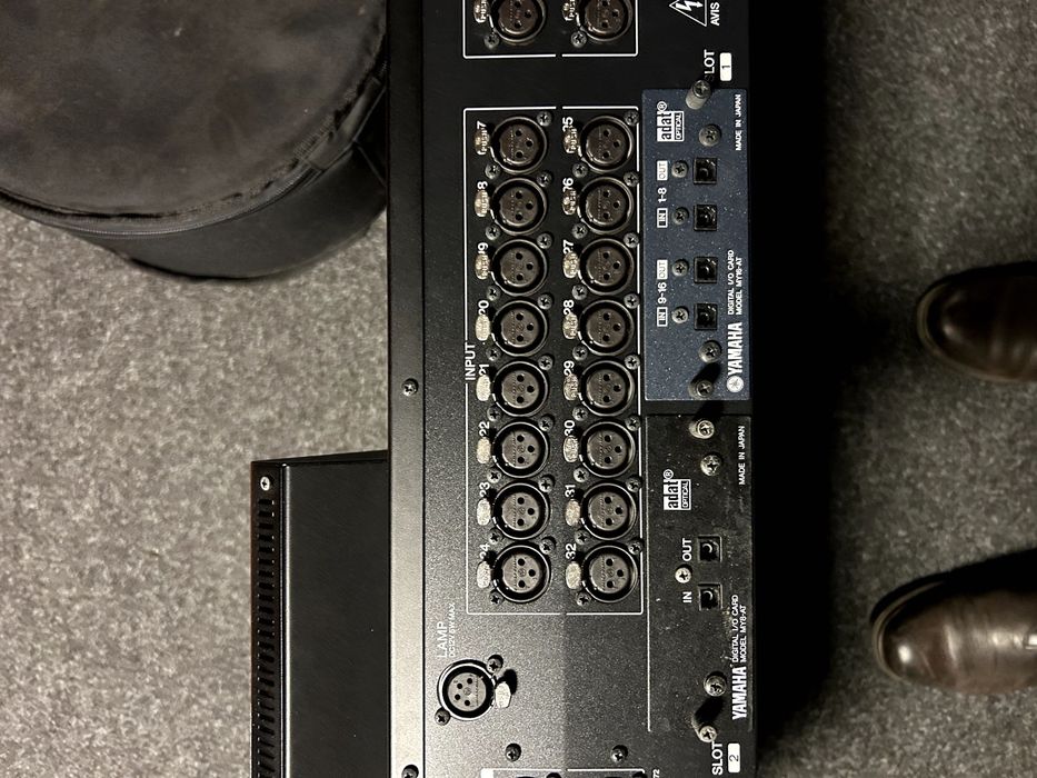 Cyfrowa Konsola Mikserska Yamaha LS9-32