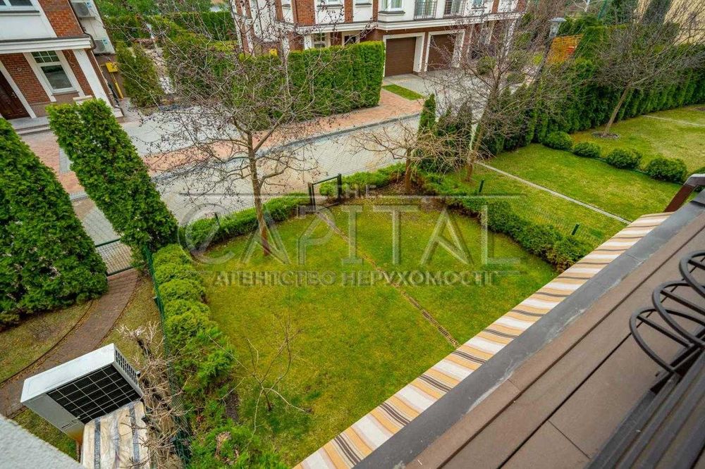 Таунхаус з терасою/газ/на березі річки/КМ Сонячний Луч, Козин