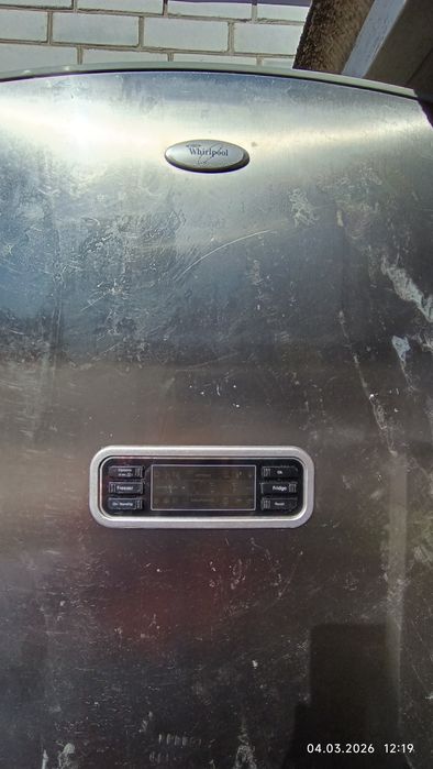 Холодильник  Whirlpool