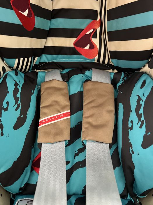 Автокрісло Cybex Cloud T i-Size, by Karolina Kurkova One Love