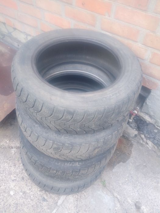 віддам шини 185 60 r15