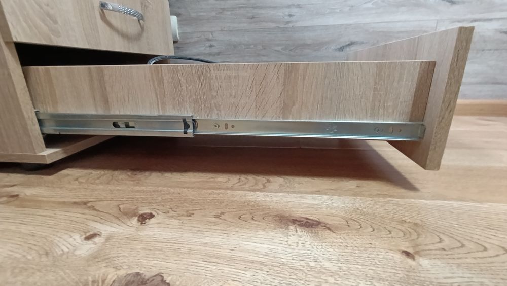 Стіл письмовий 2.4м