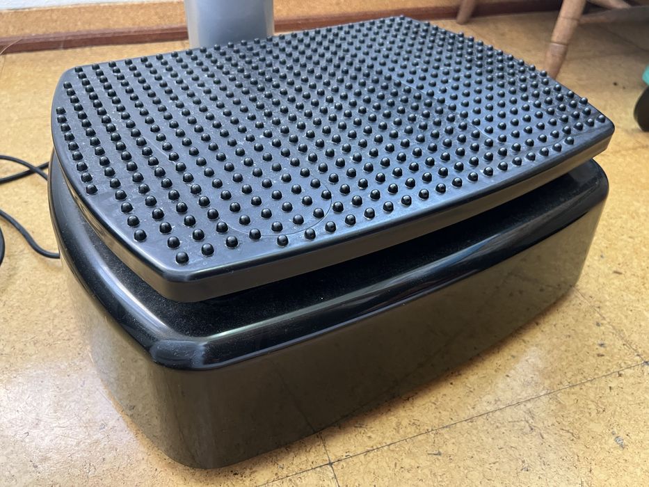 Vibrostimulation Device64751069031297122