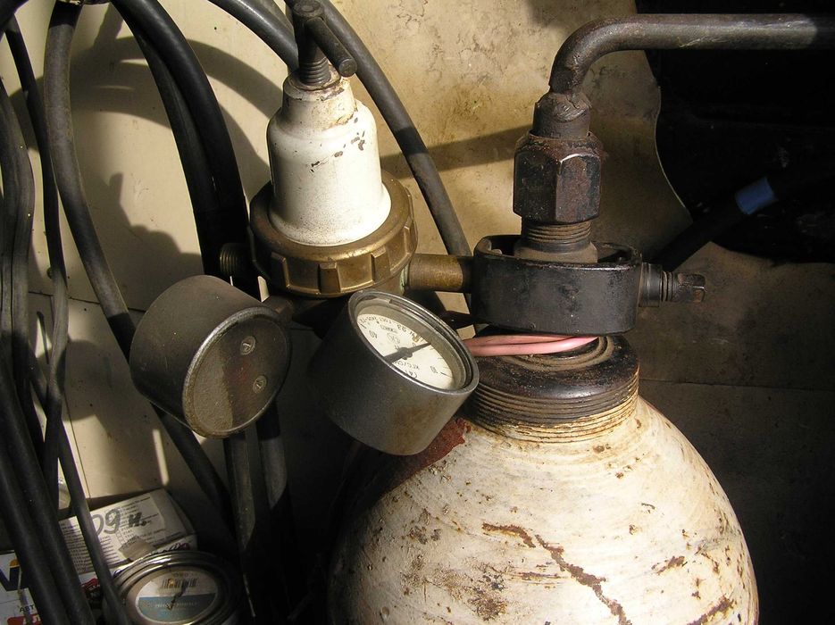 Баллон ацетиленовый с редуктором.