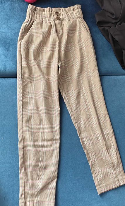 Zestaw Reserved 140-152 spodnie, golf
