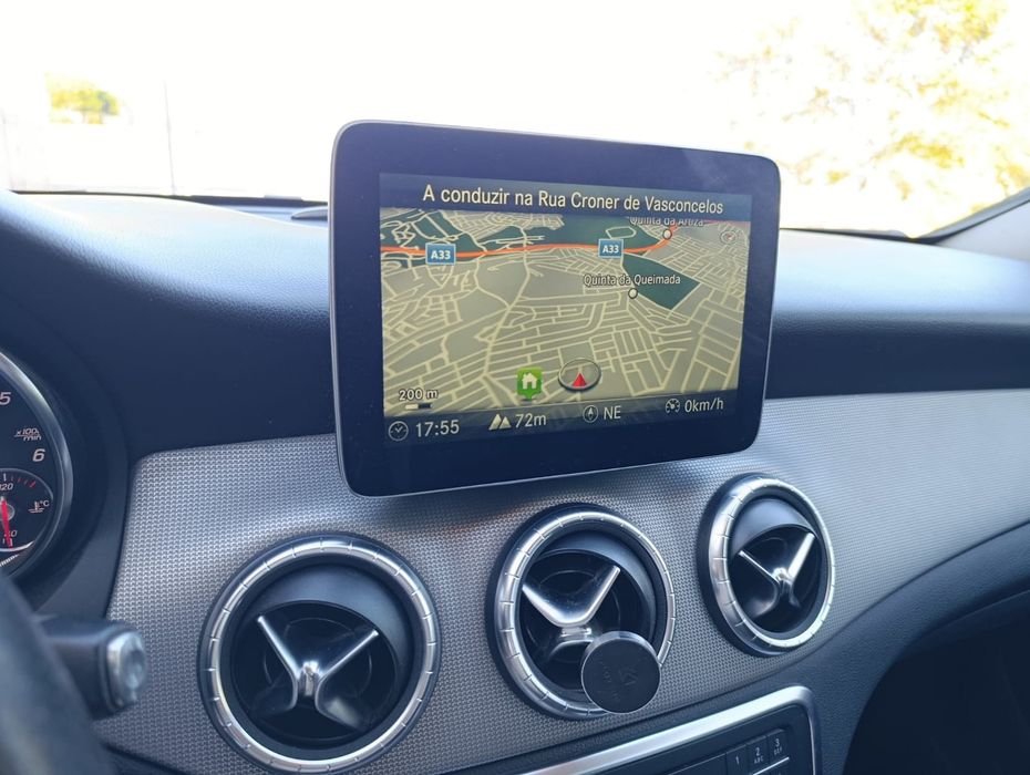 Mercedes Benz CLA 220d