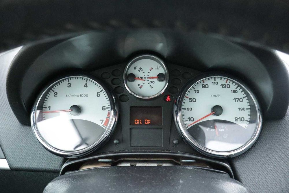 Peugeot 207 SW 2009  Muito bem conservado