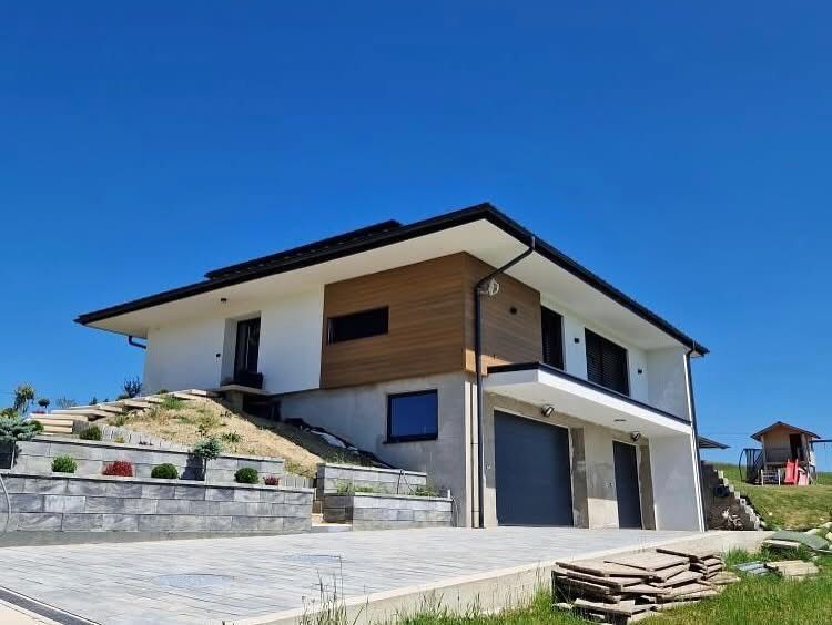 Deska  elewacyjna kompozytowa  II generacji drewnopodobna