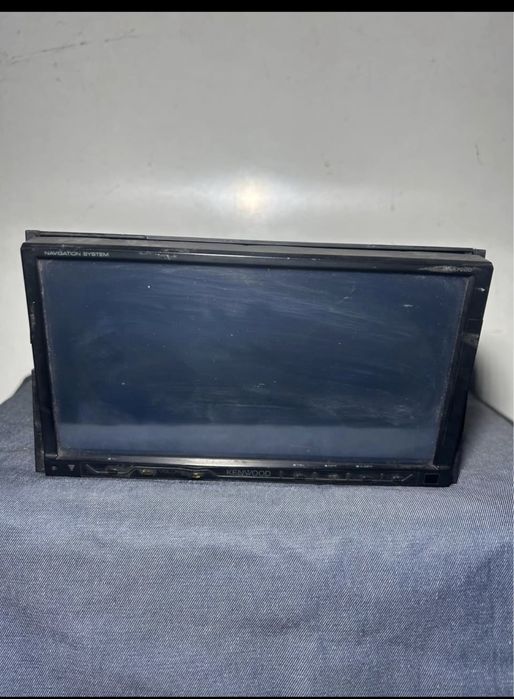 Магнітофони декілька Kenwood,Pioner AVIC,Mercedes Comand,Toyota Aygo