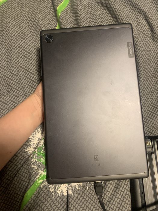 Продам планшет Lenovo!
