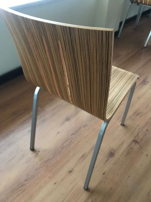 4 Mesas 8 cadeiras cafe/ pastelaria