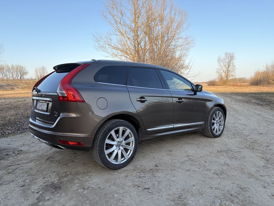 VOLVO XC60 3.0 T6