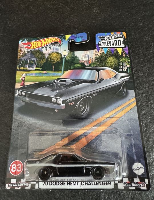 Hot Wheels Premium Boulevard nr 83 ’70 Dodge Hemi Challenger