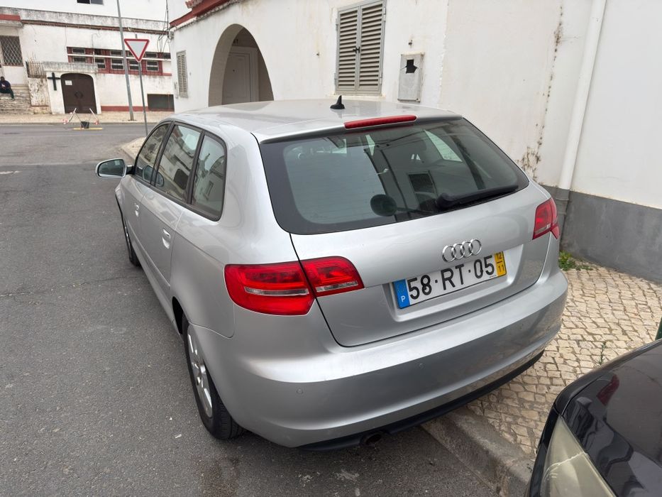 Audi A3 1.6 tdi 105cv