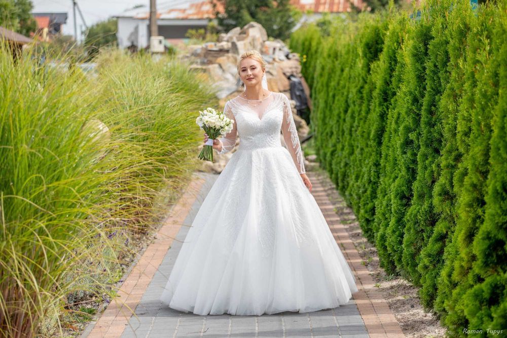 Весільна сукня...стан10/10