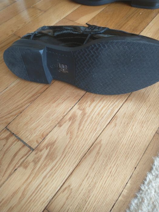 Mokasyny skórzane lakierowane Lasocki
