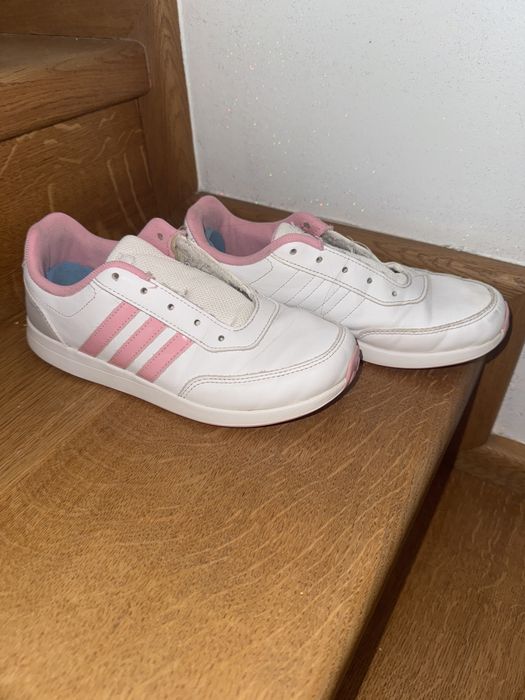 Adidas adidasy r.35